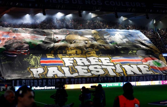 Il ministro dell'Interno condanna il tifo schierato dai tifosi del PSG a sostegno dei palestinesi