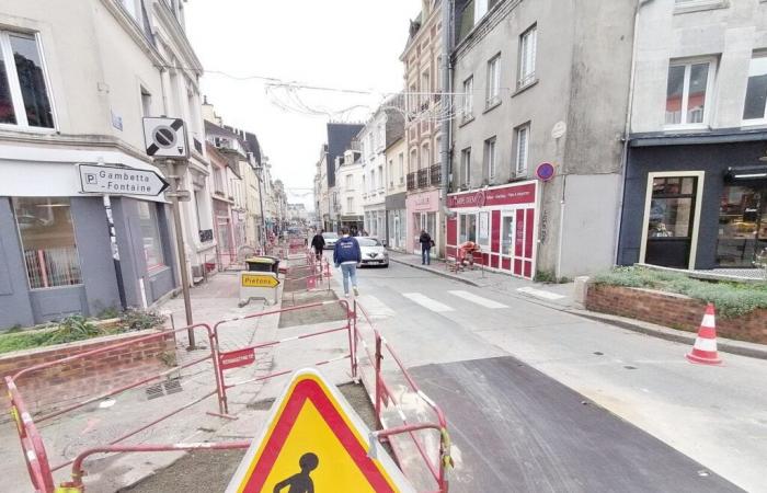 Rue Gambetta, a Cherbourg-en-Cotentin, altri lavori sono in fase di completamento