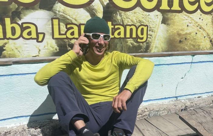 “Non sentiva le gambe e aveva le braccia paralizzate”: recuperato finalmente il corpo dell'alpinista morto dopo una scalata storica