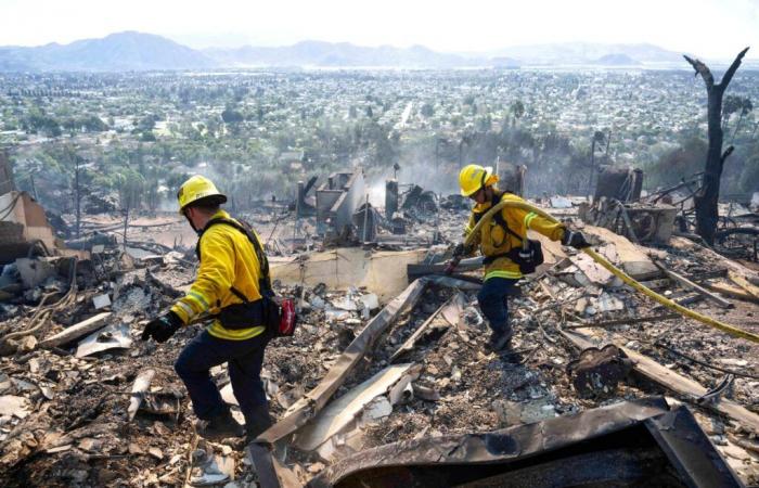 il fuoco minaccia migliaia di persone a nord di Los Angeles