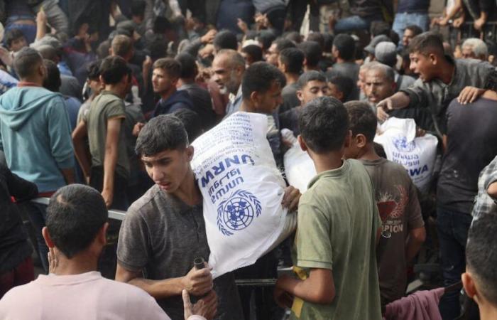 Israele mette al bando l’UNRWA, ultima ancora di salvezza per i rifugiati palestinesi