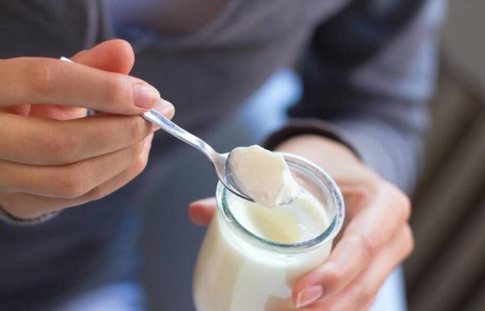 Yogurt contenenti pezzi di vetro richiamati in tutta la Francia per “rischio di lesioni”