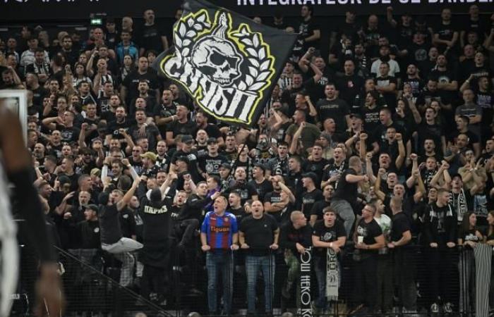 Atmosfera pazzesca per la sfida di Eurolega tra Paris Basket e Partizan Belgrado