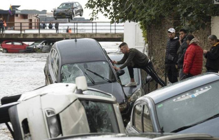 NELLE IMMAGINI. Nuove piogge torrenziali cadono sulla Spagna, allagata la città di Cadaqués