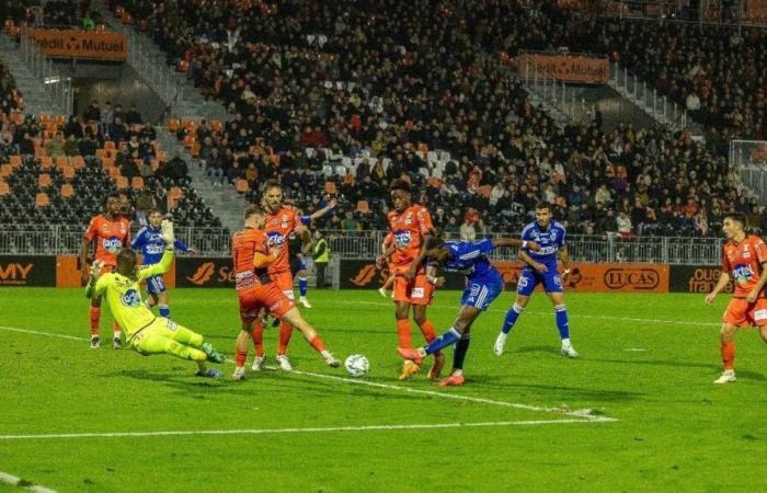 Ligue 2: L'ACA rilancia, lo Sporting è fermo