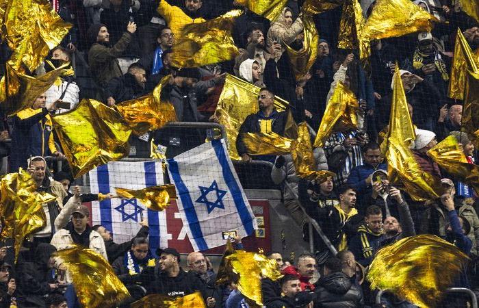 Amsterdam vieta le proteste per tre giorni a seguito dei violenti attacchi contro i tifosi israeliani