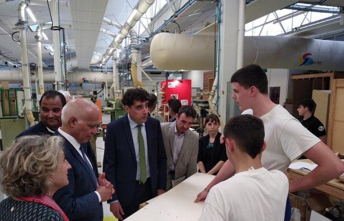 Economia: nell’Aveyron un campus d’eccellenza per l’industria del legno che dovrebbe “facilitare la reindustrializzazione del Bacino”