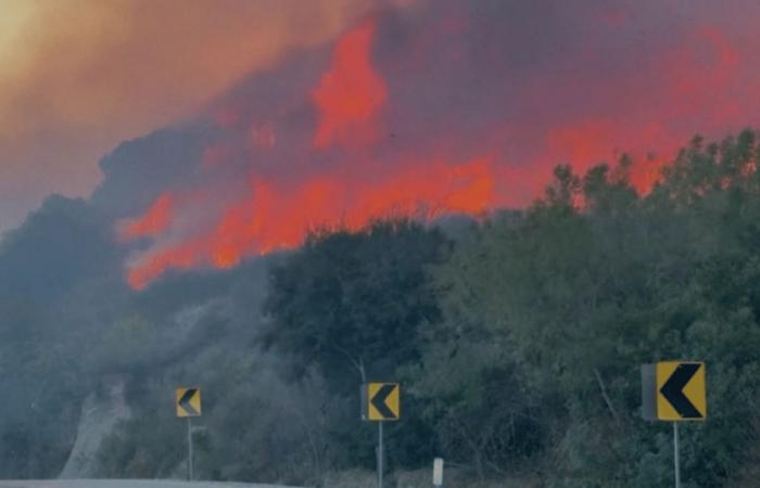 lo stato della California ancora in preda alle fiamme