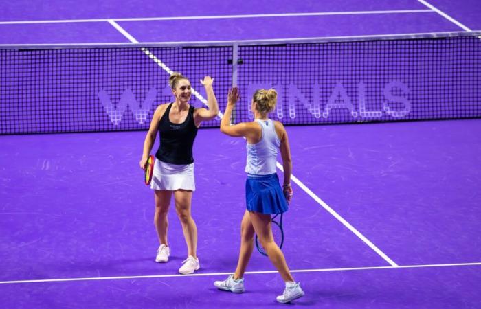 Dabrowski e Routliffe rimangono imbattuti e avanzano alla partita finale delle WTA Finals