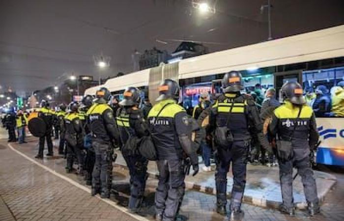 Amsterdam: violenze “spaventose” contro tifosi israeliani dopo una partita di calcio