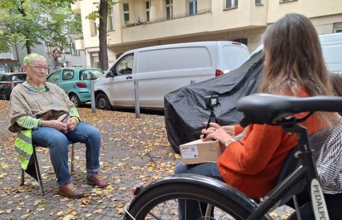 A 35 anni dalla caduta del Muro di Berlino, questi tedeschi raccontano i loro ricordi grazie ad una cargo bike