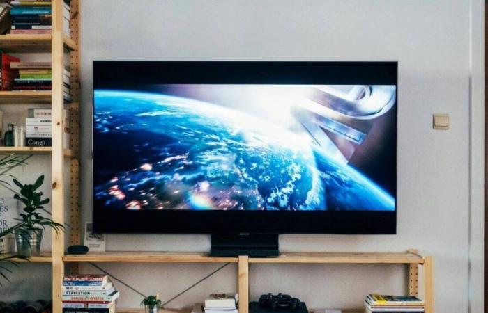 Boulanger abbassa il prezzo dell'ultimo TV OLED Sony per il Black Friday