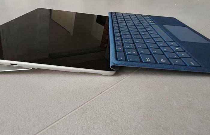 Recensione – Microsoft Surface Pro 11: portatile eccellente e PC con intelligenza artificiale nella media