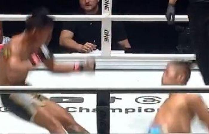 Video: Il combattimento selvaggio di Muay Thai prevede un doppio atterramento prima di una folle rimonta finale | UN venerdì combatte 86