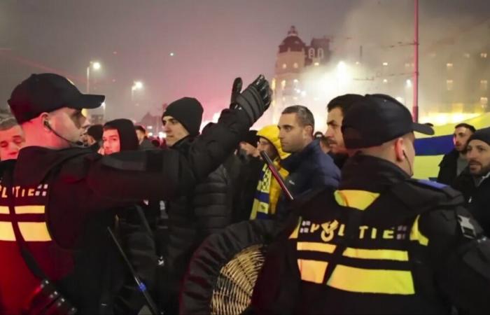 Tifosi di calcio israeliani sono stati aggrediti ad Amsterdam. La violenza è stata condannata come antisemita