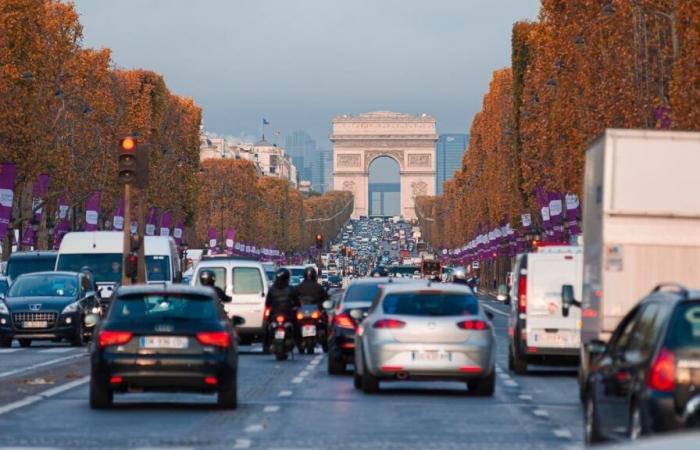 Perché sarà un disastro girare per Parigi questo fine settimana?