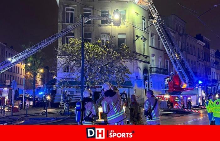 Mercante di sonno, facciate fatiscenti: l’incendio in cui morirono tre persone ad Anderlecht violava le norme urbanistiche