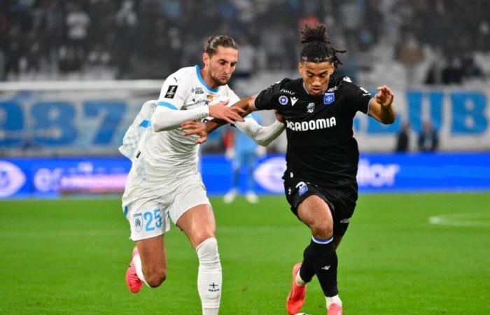 il primo periodo catastrofico dell’OM contro l’Auxerre sotto la bronca del Vélodrome