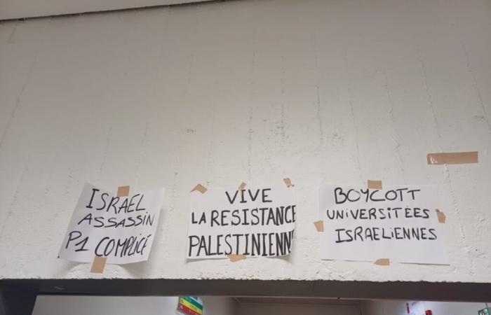 Palestina. Centinaia di studenti si sono mobilitati a Tolbiac contro la complicità di Parigi 1 con Israele