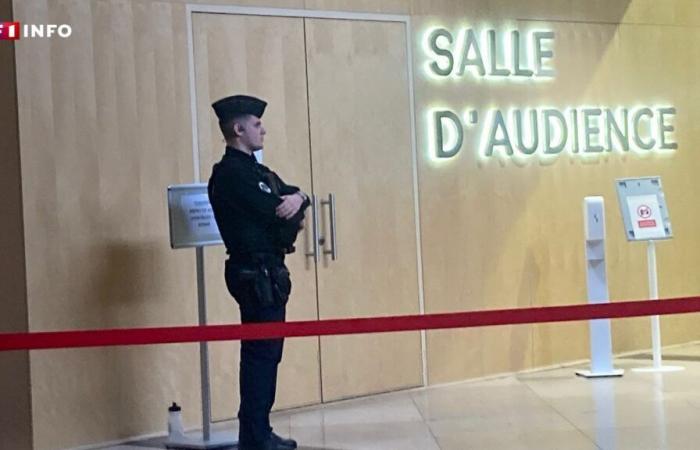 LIVE – Processo per l'assassinio di Samuel Paty: sentiti in tribunale i medici legali e poi le parti civili