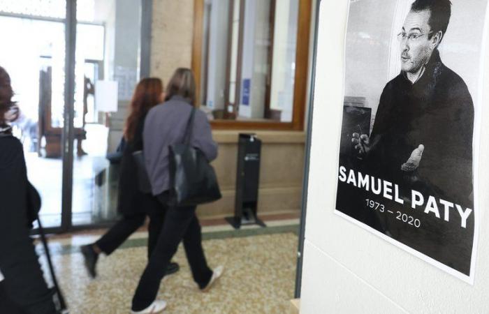 Processo sull'assassinio di Samuel Paty: “È stato ucciso e le nostre vite sono state rovinate”, per la prima volta la famiglia della vittima parla con l'imputato