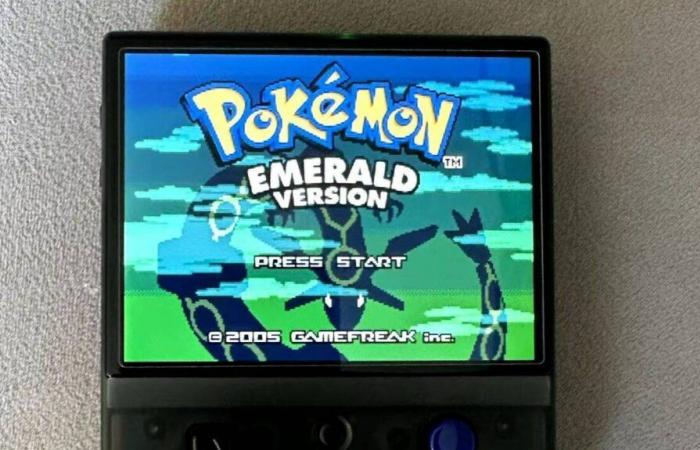 Pokémon, Super Mario… Riscoprili alla vecchia maniera con questa console di gioco retrò a un prezzo stracciato