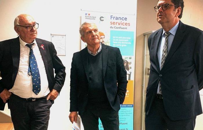 Puntura. In occasione delle giornate porte aperte, il sottoprefetto visita France Services