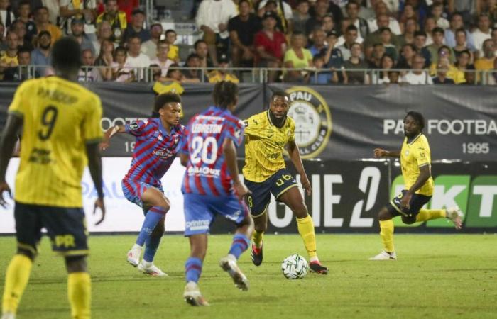 Calcio, Pau FC – Paris FC: “Evidentemente c'è pressione”, ritiene Ousmane Kanté