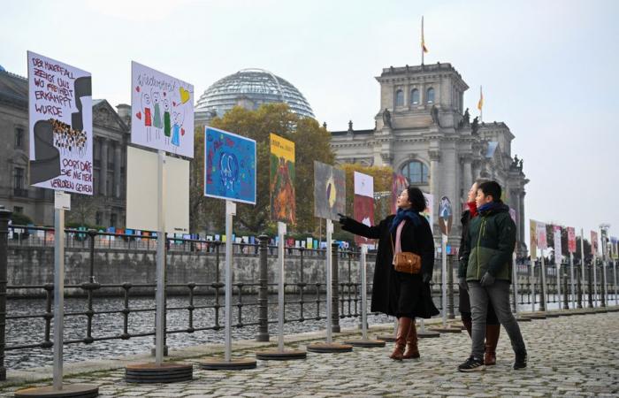 La Germania ricorda i 35 anni dalla caduta del muro, un “giorno felice”