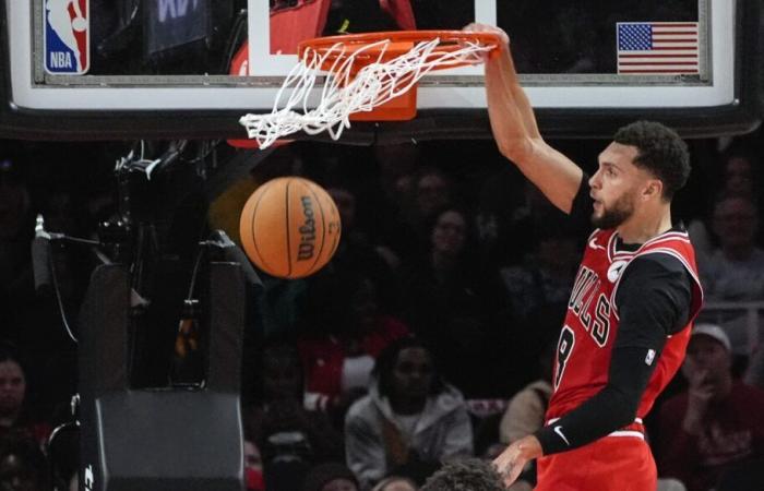 L'efficiente Zach LaVine aiuta i Bulls a porre fine alla serie di sconfitte consecutive al suo ritorno