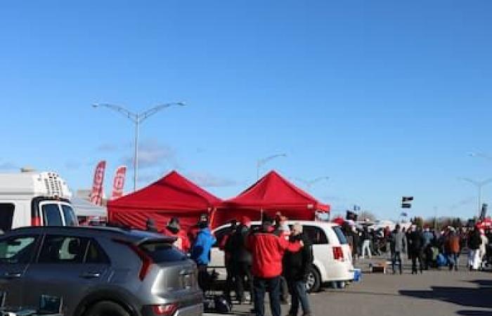 Atmosfera festosa prima della finale della Dunsmore Cup