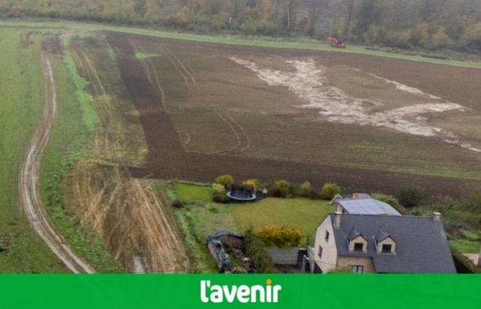 Jemeppe: quasi 19.000 m3 di terra scaricati in un campo senza autorizzazione a Mornimont