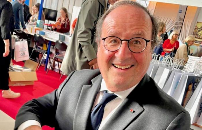 Riunione e soprattutto evitamento! François Hollande e Valérie Trierweiler nello stesso luogo, nel terreno del marito di Julie Gayet