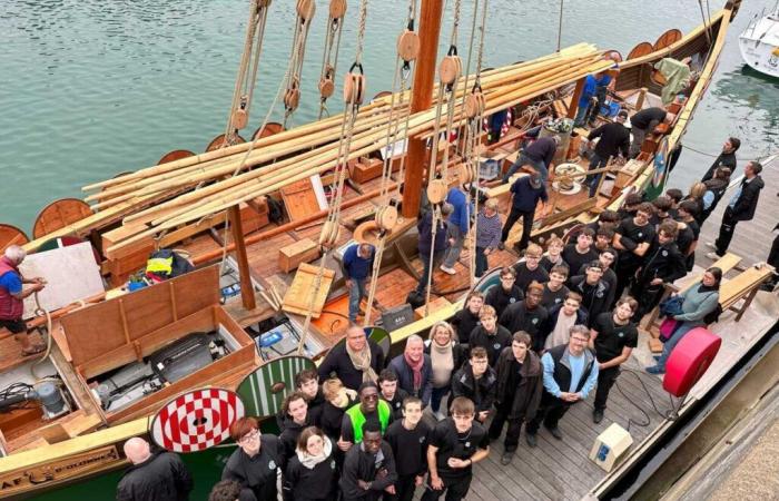 Prima del Vendée Globe, gli studenti di Châteaubriant viaggiano su una nave lunga