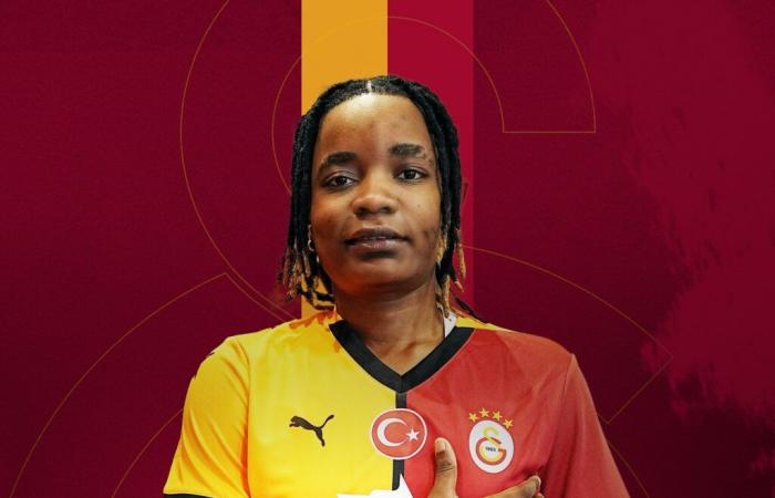 Marie Gisèle Divine Ngah Manga firma con il Galatasaray