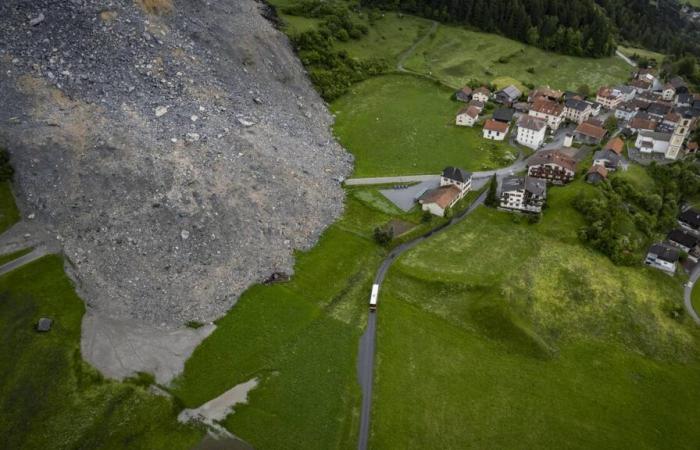 Di fronte al rischio di un’altra frana, il villaggio grigionese di Brienz si prepara all’evacuazione