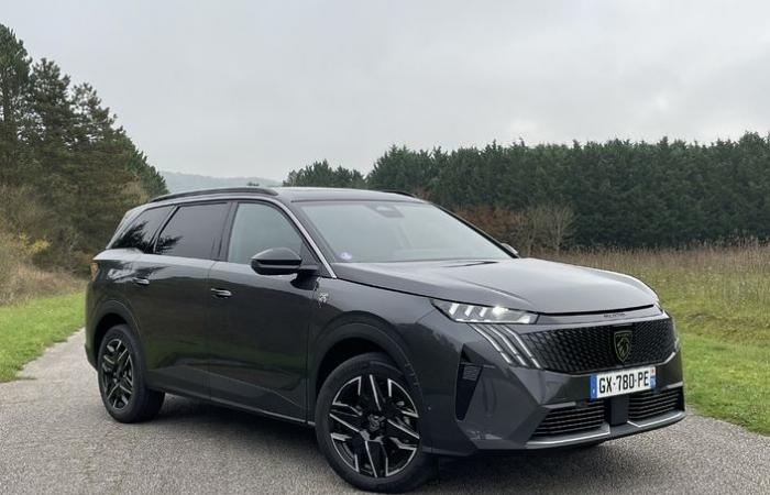 Una Peugeot 5008 leggermente stretta e elezioni americane rivoluzionarie