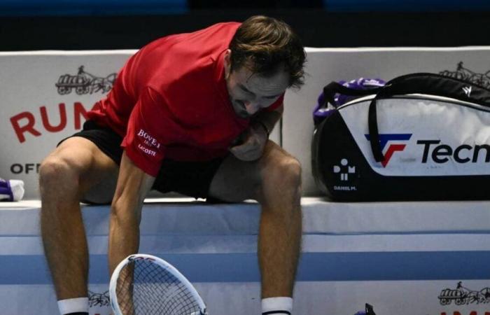 Daniil Medvedev battuto in avvio da Taylor Fritz