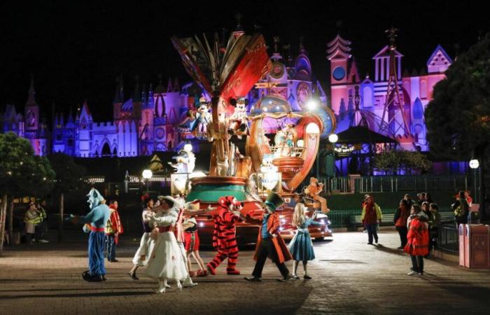 “È davvero vergognoso”: una modifica per la sfilata di Disneyland Paris è controversa