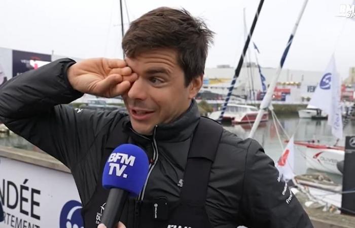 le lacrime dello skipper Sébastien Simon prima della partenza, parlando della separazione dal suo cane