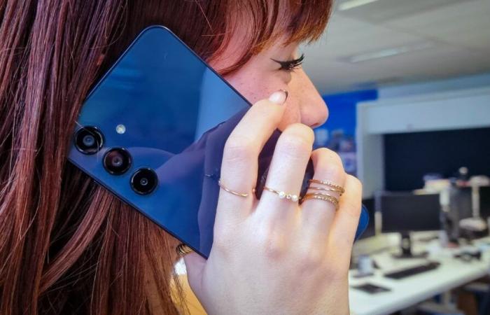 uno smartphone economico progettato per durare