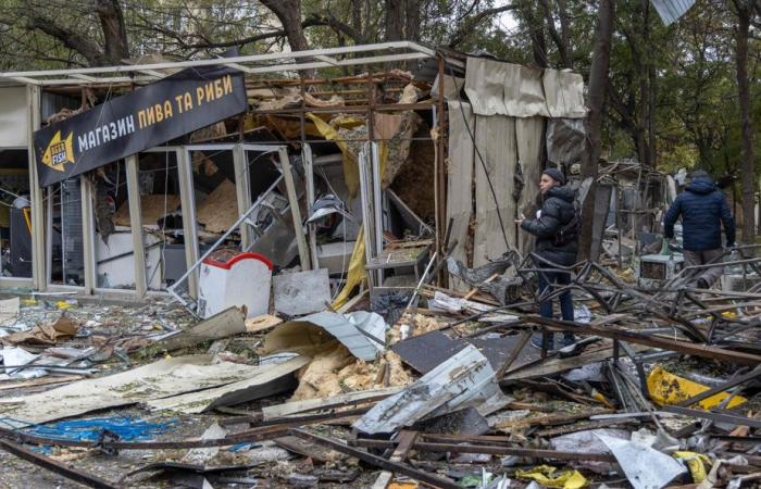 Attacchi di droni a Mosca e Ucraina, Trump parla con Putin