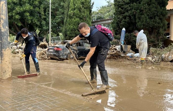 Inondazioni in Spagna | I cittadini del Quebec danno una mano