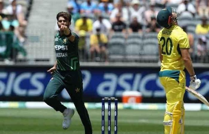 I pacer pakistani hanno messo in secondo piano i padroni di casa dell'Australia a Perth ODI