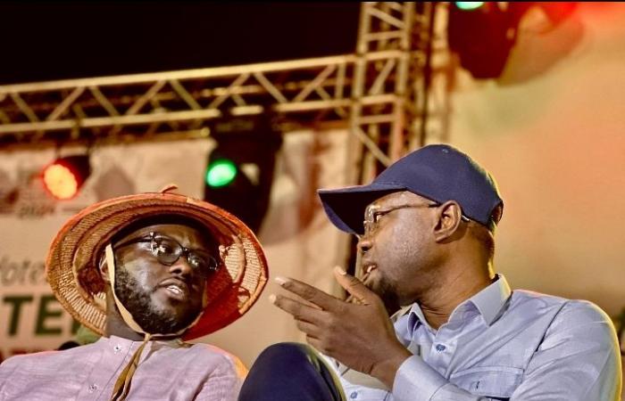 Elezioni legislative/Dahra Djoloff: notte di stelle per Sonko, festa del successo per El Malick