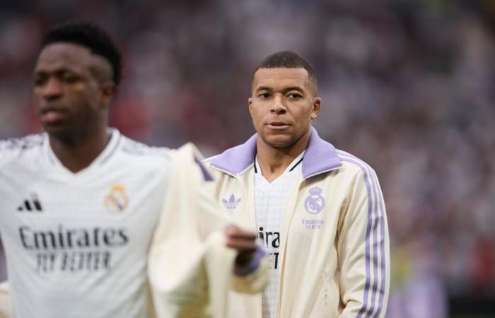 Lo spogliatoio del Real Madrid pesa su Mbappé