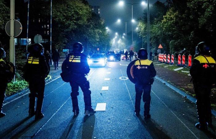 Violenze ad Amsterdam: bandiera palestinese strappata, 63 arresti, “imboscata pianificata”… Tre giorni dopo, dov'è l'indagine?