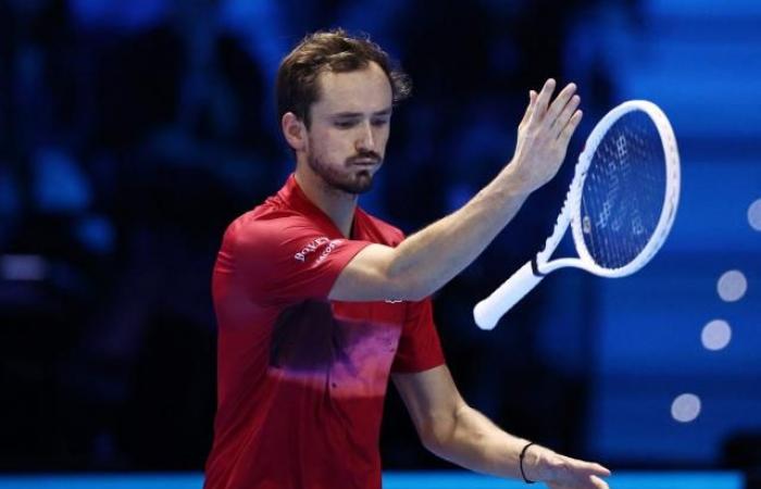 Daniil Medvedev perde la pazienza e perde senza gloria contro Taylor Fritz al Masters