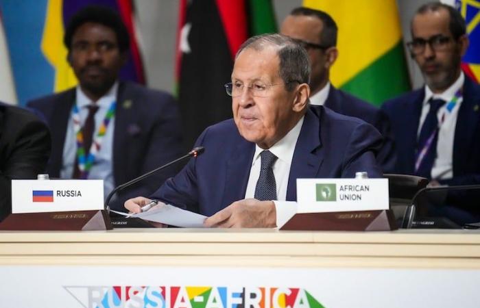 Bourita rappresenta il Marocco alla “Russia Africa Conference”… e Putin elogia il continente africano