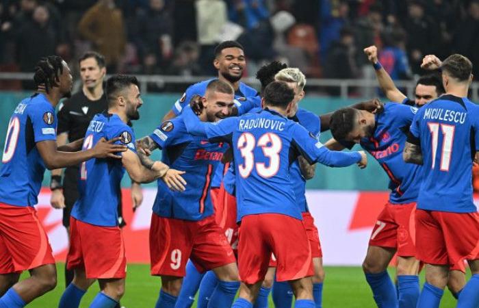 “Caos” al FCSB, alla partita con l''U' Cluj! Due improvvisazioni nei primi 11 e solo 8 giocatori in panchina